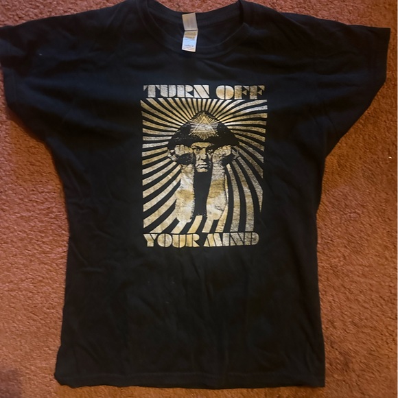 Other - Turn off your mind Black Graphic T-Shirt